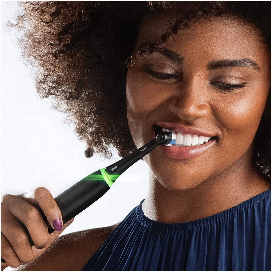 Oral-B® iO 5 Električna Četkica za Zube Crna